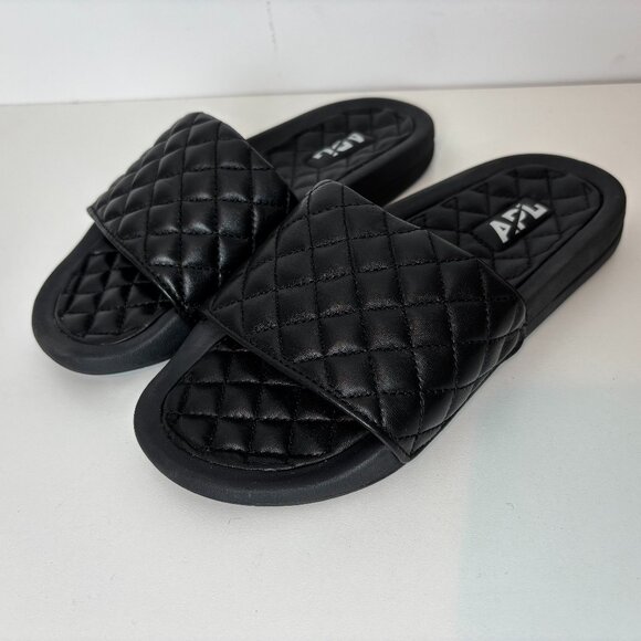 APL Women's Lusso Slide Black‎ Open Toed Comfort Slides Sandals Size 5 NWOT - Picture 1 of 9